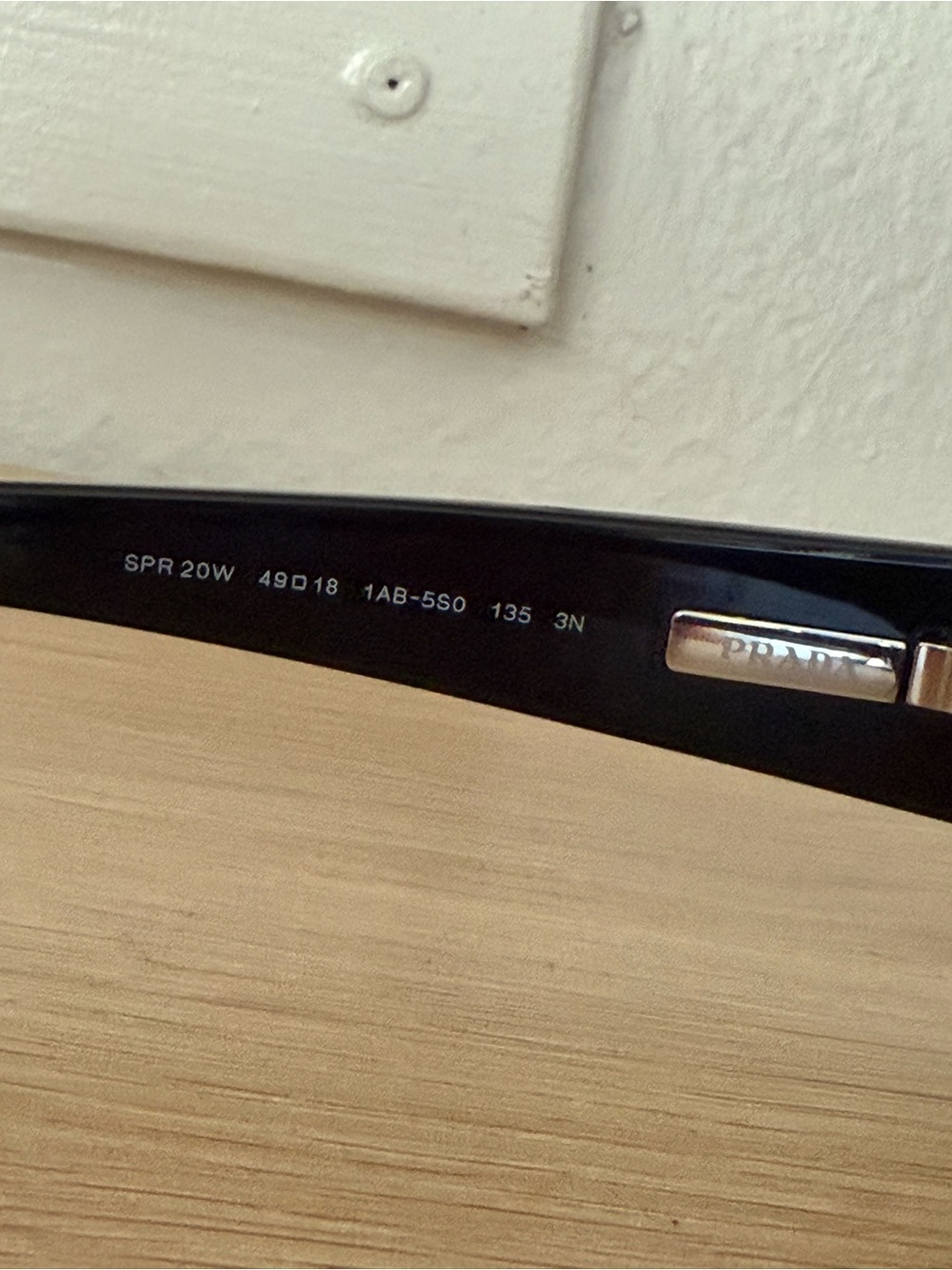 Prada Black SPR 20W sunglasses - Picture 4 of 5